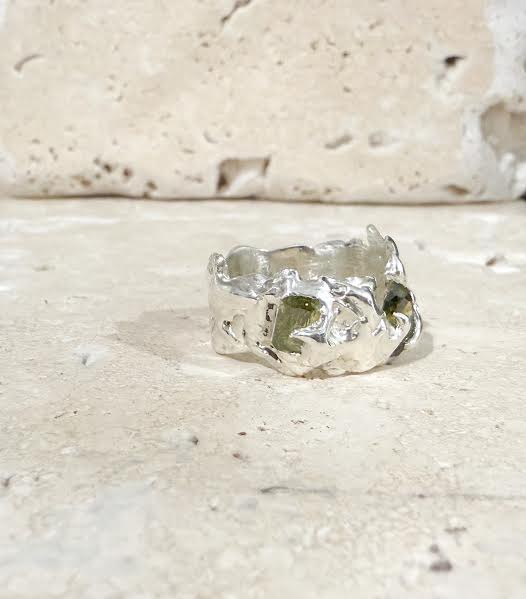 Ivy ring