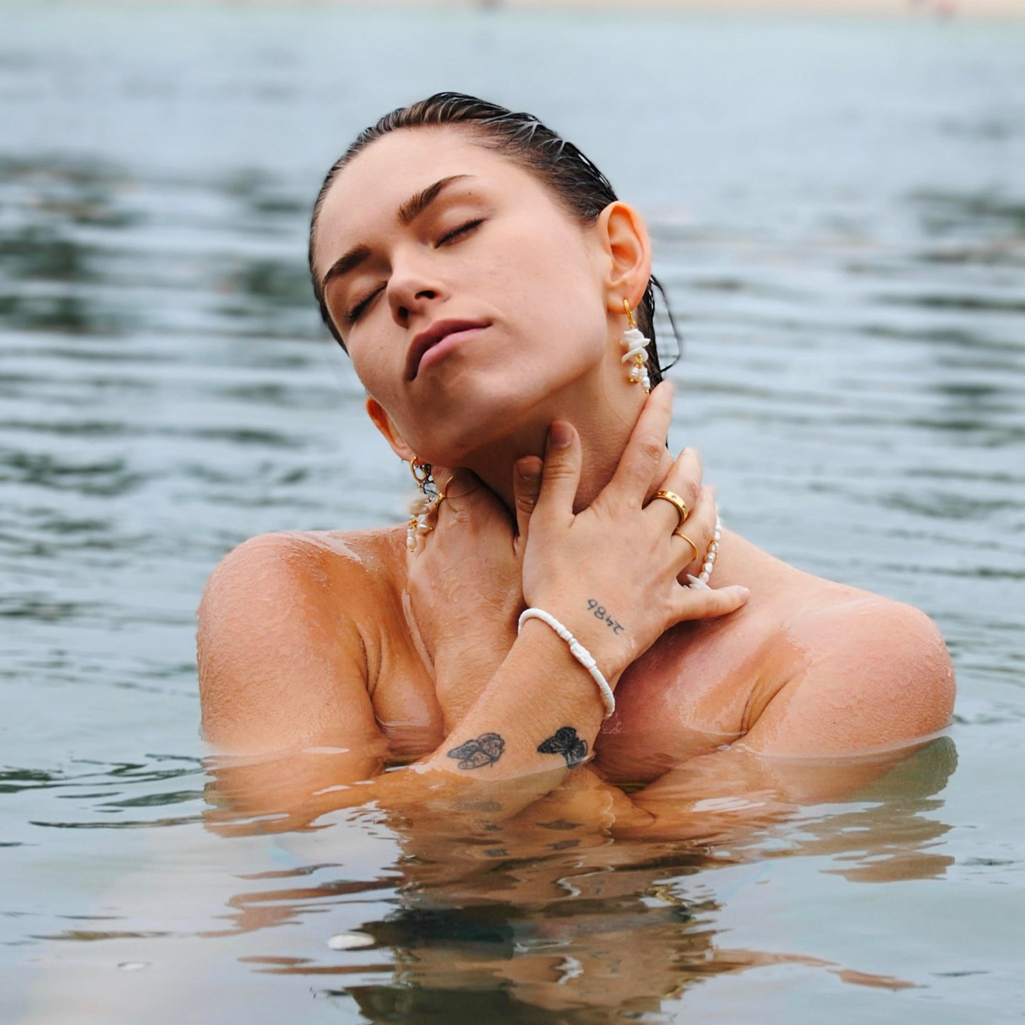 Luxe puka bracelet