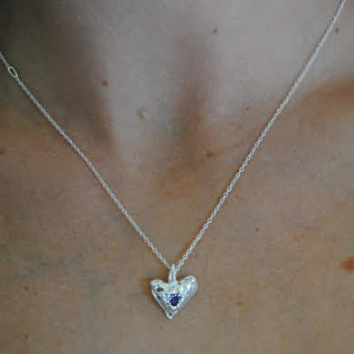 Jlinedesigns-jewellery-necklace-handmade-gems-heart-heartjewellery-silver-silverjewellery-selflovejewellery-goldcoast-taylorswift-Icandoitwithabrokenheart