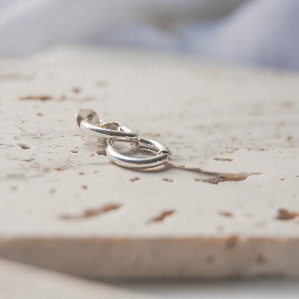 jlinedesigns-silver-jewellery-hoopshuggies-sterlingsilver-freeearrings-staplehoops-goldcoast-smallbusiness-handmade