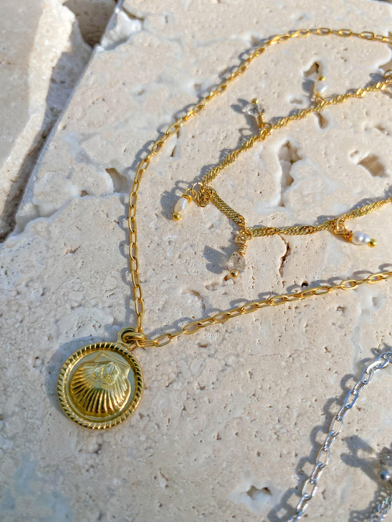 Siren Shell Necklace- Gold