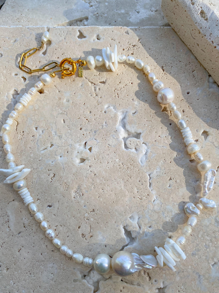Athena Pearl & crystal bracelet-Gold