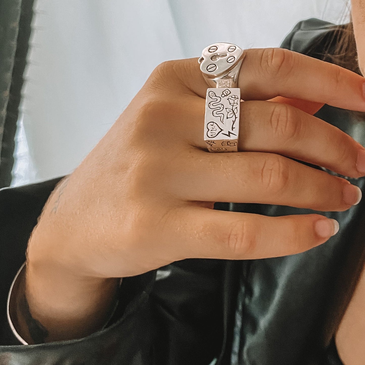 Tattoo love ring