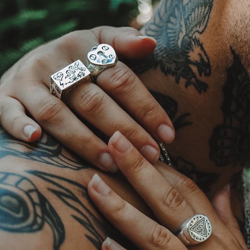Tattoo love ring