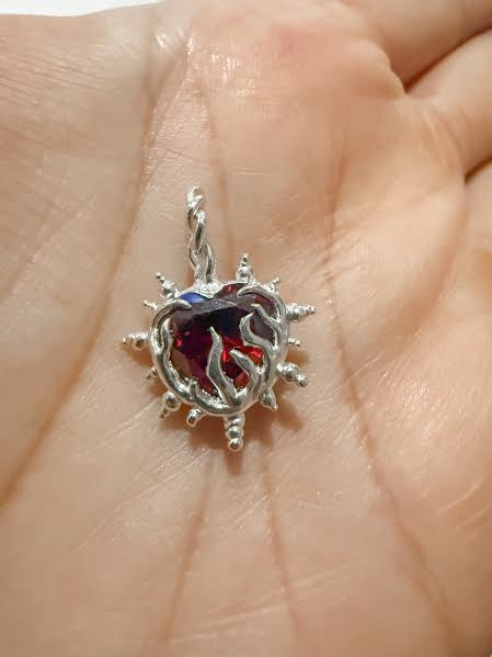IMPERFECT PIECE - I Burn for Me Necklace- Ruby Red