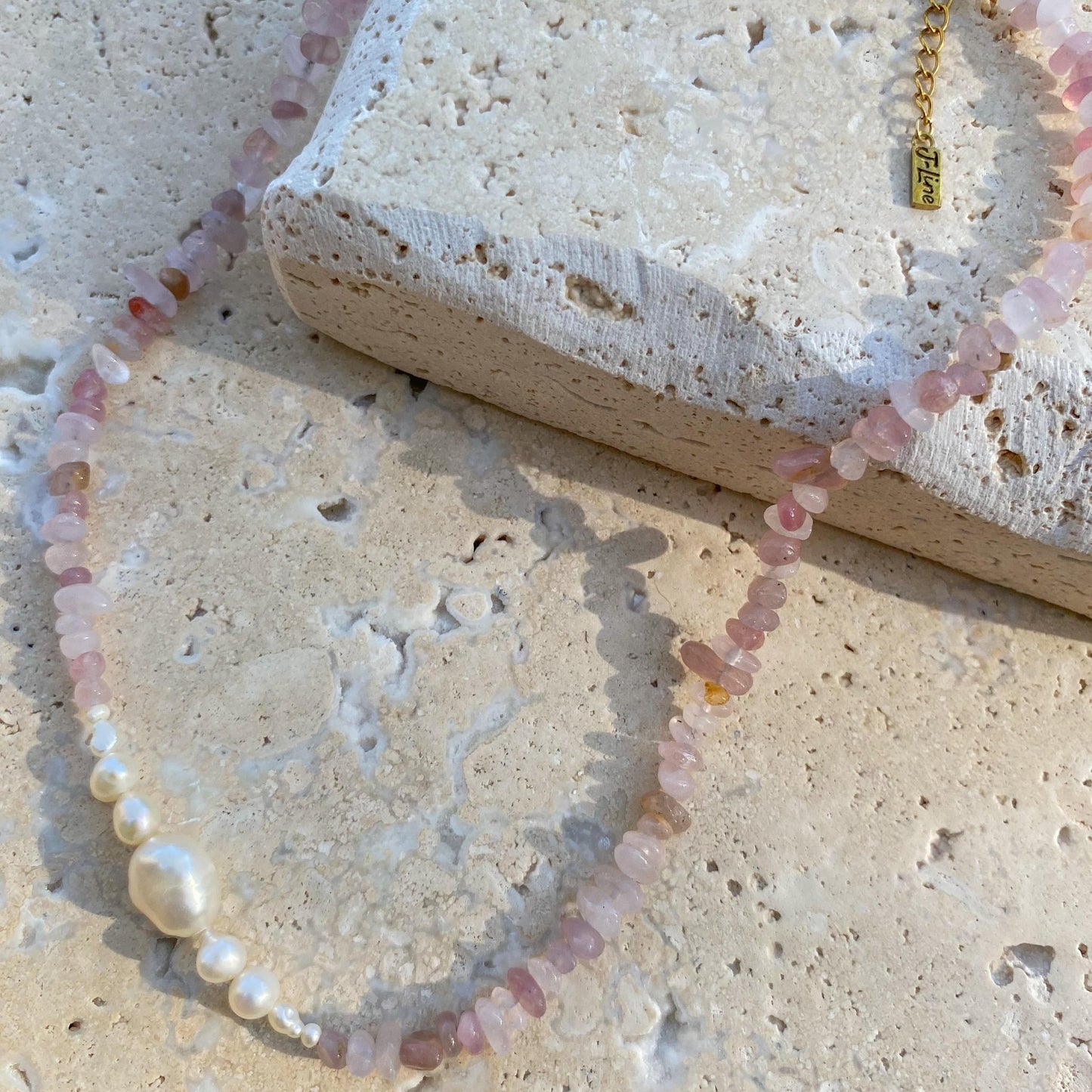 Pearl crystal necklace- Rose quartz