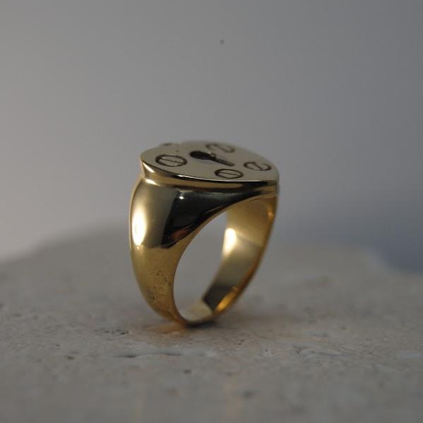 jlinedesigns-jewellery-ring-gold-unisexring-unisexjewellery-lovelockring-chunkyjewellery-goldcoast-unisexring