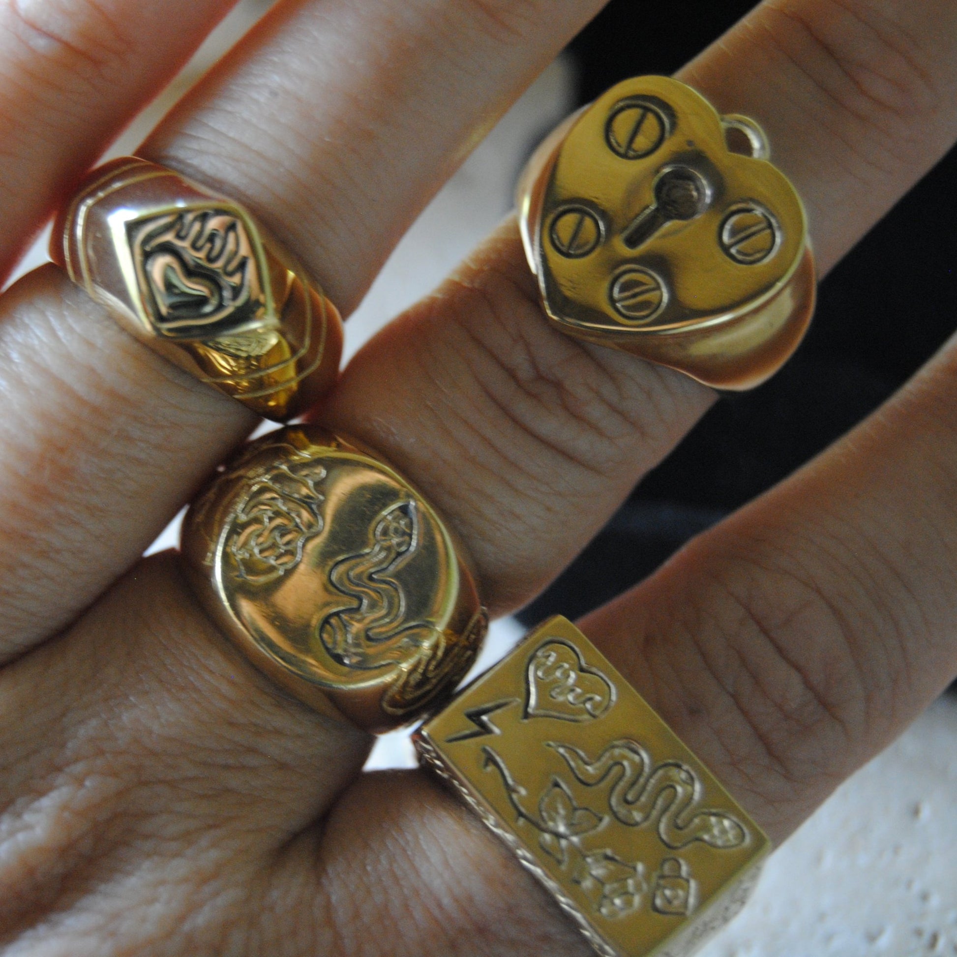 jlinedesigns-jewellery-rings-goldring-unisexring-snakering-rosering-vermeil-goldcoast-chunkyring