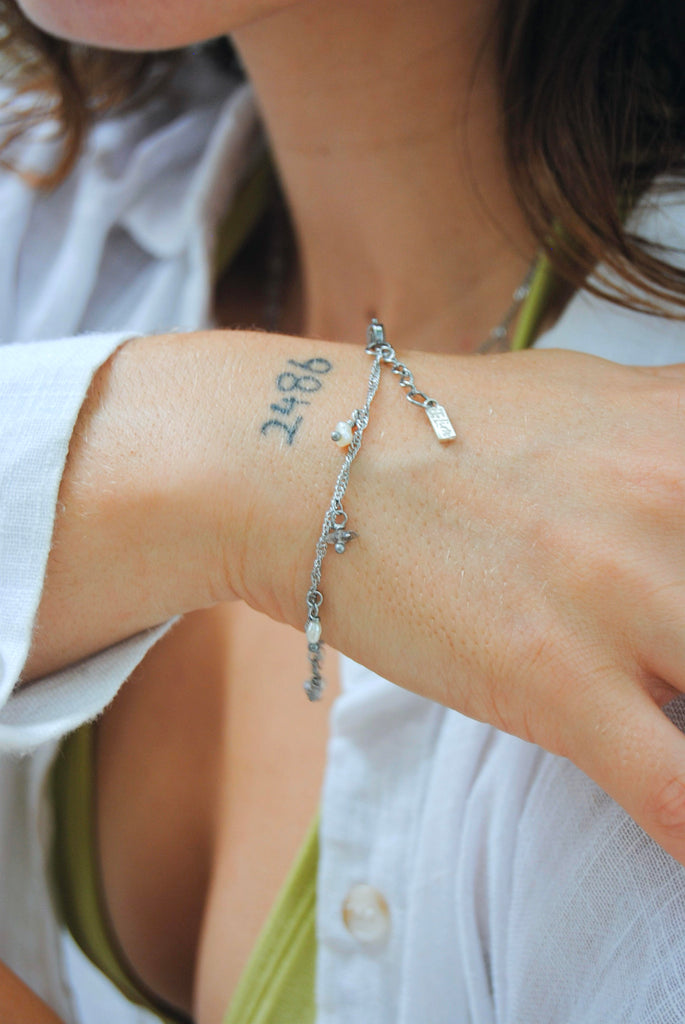 Athena Crystal & pearl bracelet- Silver