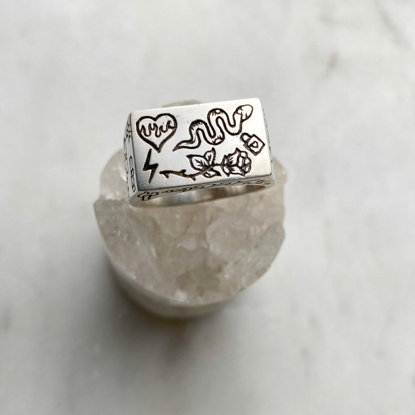 Tattoo love ring